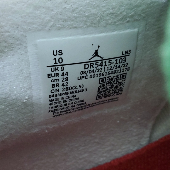 Air Jordan 4 SB - Picture 13 of 14